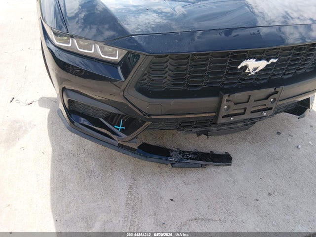 Ford Mustang Ecoboost Fastback 2024 1FA6P8TH8R5140373 Image 6