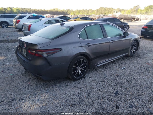44864288 :رقم المزاد ، 4T1S31AK0NU574504 vin ، 2022 Toyota Camry Se Hybrid مزاد بيع