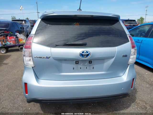 Toyota Prius V Three 2015 JTDZN3EU8FJ033255 Image 16