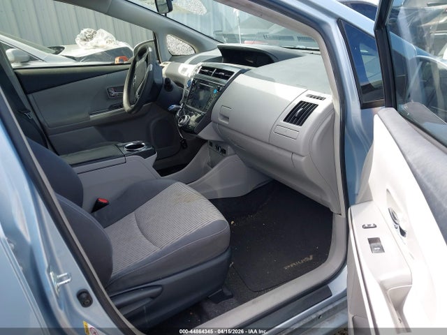 Toyota Prius V Three 2015 JTDZN3EU8FJ033255 Image 5