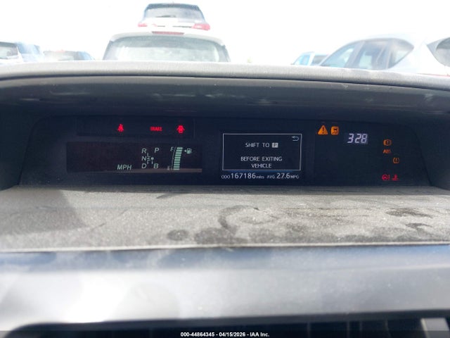 Toyota Prius V Three 2015 JTDZN3EU8FJ033255 Image 7