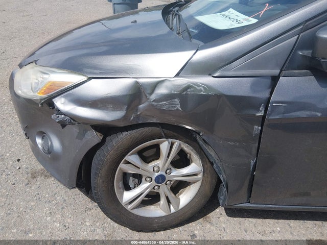 Ford FOCUS SE 2014 1FADP3K25EL262721 Image 6