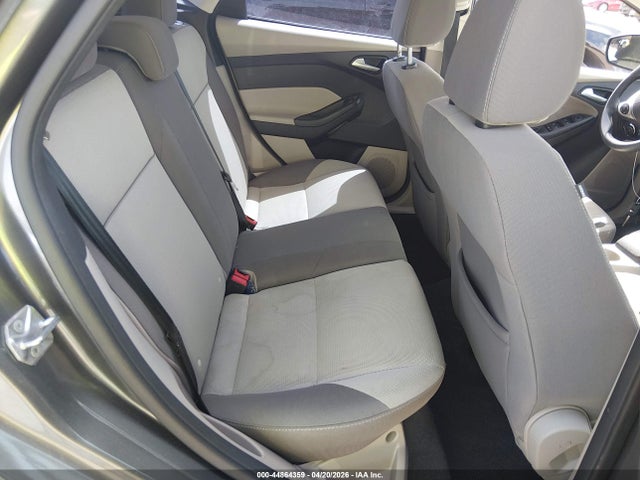 Ford FOCUS SE 2014 1FADP3K25EL262721 Image 8