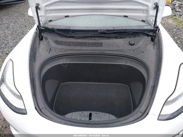 Продажа на аукционе авто 2019 Tesla Model 3 Long Range/performance, vin: 5YJ3E1EB7KF390453, номер лота: 44864361