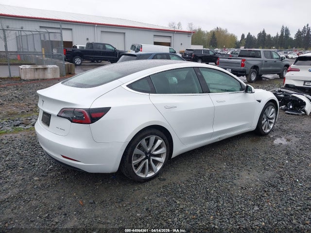 Продажа на аукционе авто 2019 Tesla Model 3 Long Range/performance, vin: 5YJ3E1EB7KF390453, номер лота: 44864361