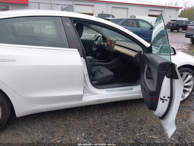 Продажа на аукционе авто 2019 Tesla Model 3 Long Range/performance, vin: 5YJ3E1EB7KF390453, номер лота: 44864361