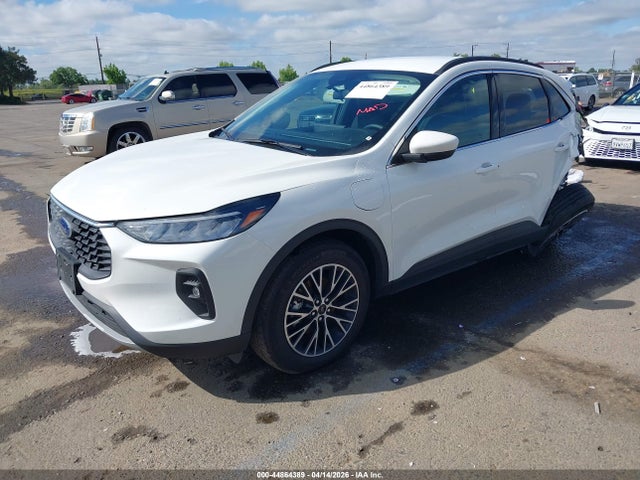 Ford Escape Phev 2025 1FMCU0E14SUB12651 Image 2