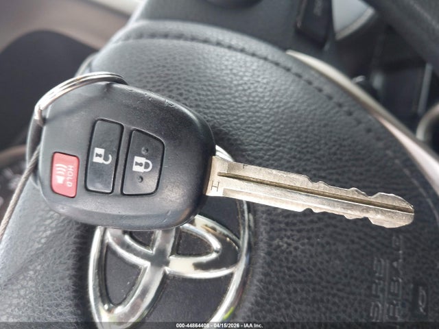 2015 Toyota Rav4 Xle მანქანა იყიდება აუქციონზე, vin: 2T3WFREV7FW157448, აუქციონის ნომერი: 44864408