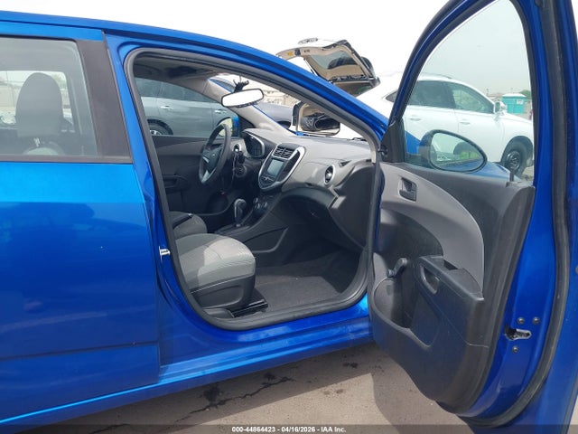 Chevrolet Sonic Ls Auto 2017 1G1JB5SH8H4159571 Image 5