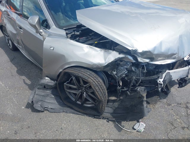 Продаж на аукціоні авто 2017 Lexus Is 200t, vin: JTHBA1D25H5045939, номер лоту: 44864454