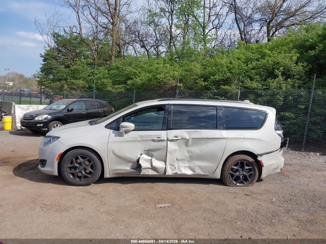Aukcja sprzedaży 2020 Chrysler Pacifica Touring L Plus, vin: 2C4RC1EG2LR245855, numer aukcji: 44864491