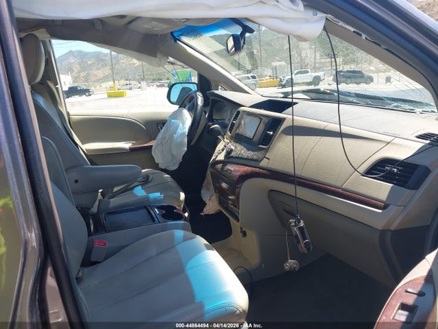 Aukcja sprzedaży 2011 Toyota Sienna Xle V6, vin: 5TDYK3DC3BS091056, numer aukcji: 44864494