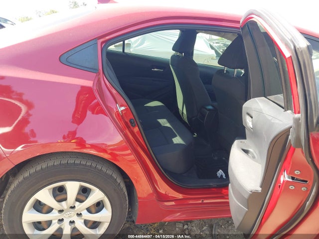 Продаж на аукціоні авто 2021 Toyota Corolla Le, vin: JTDEPMAE3MJ127196, номер лоту: 44864497