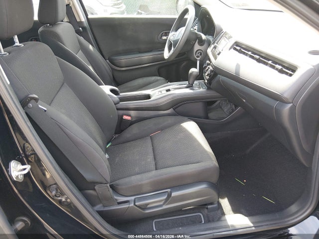 3CZRU6H33JG717416 Honda HR-V LX