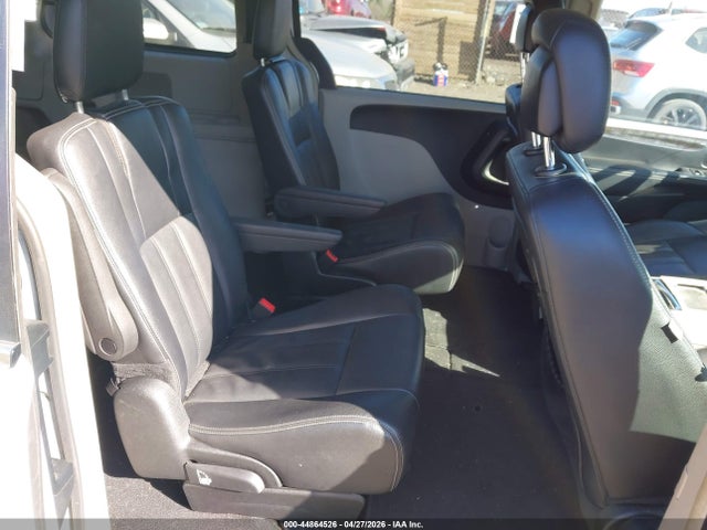 Продажа на аукционе авто 2015 Chrysler Town & Country Touring, vin: 2C4RC1BG4FR609346, номер лота: 44864526