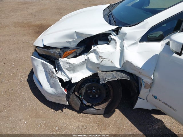 Nissan LEAF S 2018 1N4AZ1CP6JC311236 Image 6