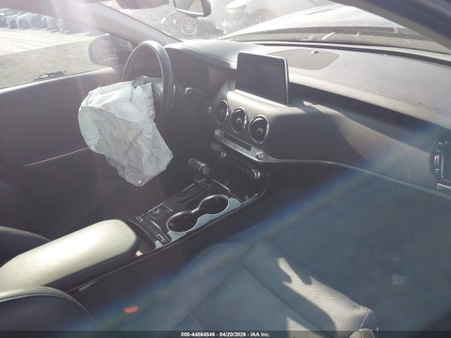 KNAE15LA3K6058928 KIA Stinger