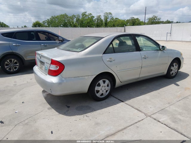 2004 TOYOTA CAMRY JTDBE32K340261851 Photo 3