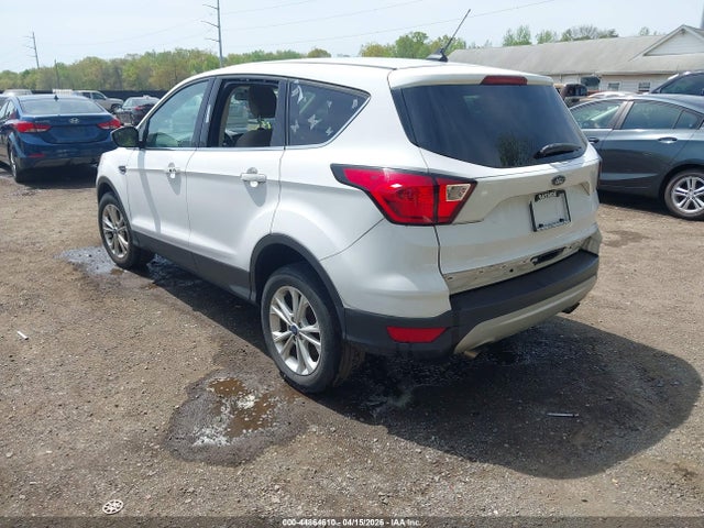 Aukcja sprzedaży 2019 Ford Escape Se, vin: 1FMCU9GD1KUB31394, numer aukcji: 44864610