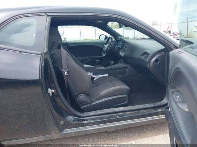 Продажа на аукционе авто 2019 Dodge Challenger Sxt, vin: 2C3CDZAG7KH733473, номер лота: 44864638