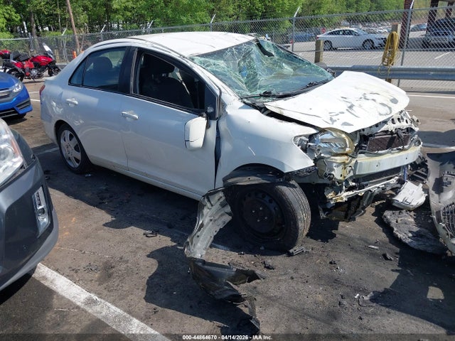 44864670 :رقم المزاد ، JTDBT4K35BL000673 vin ، 2011 Toyota Yaris مزاد بيع