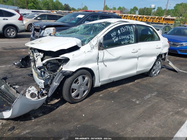 44864670 :رقم المزاد ، JTDBT4K35BL000673 vin ، 2011 Toyota Yaris مزاد بيع