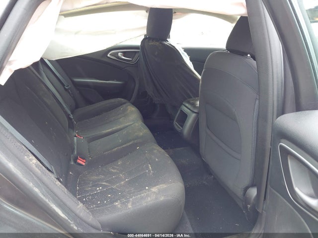2015 Chrysler 200 Limited მანქანა იყიდება აუქციონზე, vin: 1C3CCCAB4FN758221, აუქციონის ნომერი: 44864691