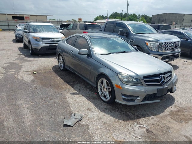 2015 MERCEDES-BENZ C 250 WDDGJ4HB5FG404121