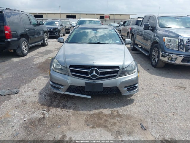 44864692 :رقم المزاد ، WDDGJ4HB5FG404121 vin ، 2015 Mercedes-benz C 250 مزاد بيع