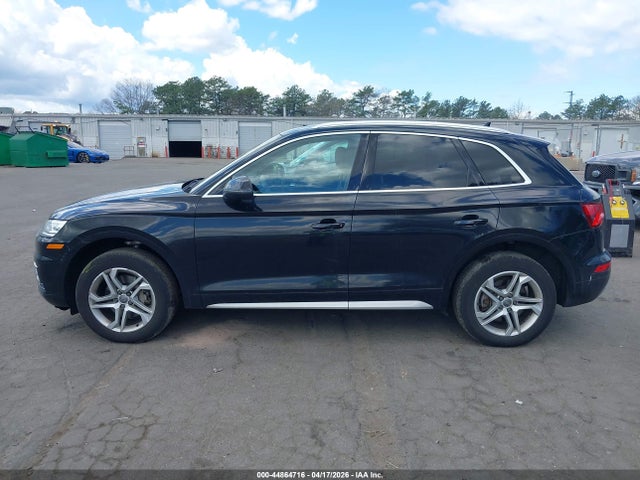 44864716 :رقم المزاد ، WA1ANAFY9K2073829 vin ، 2019 Audi Q5 45 Premium مزاد بيع