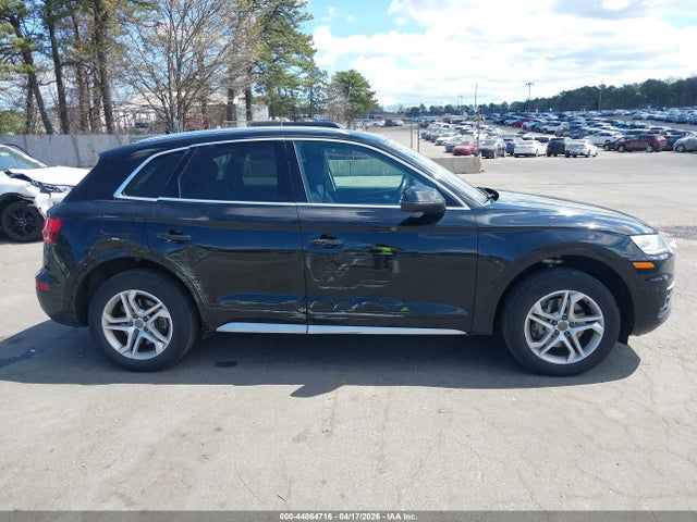 44864716 :رقم المزاد ، WA1ANAFY9K2073829 vin ، 2019 Audi Q5 45 Premium مزاد بيع