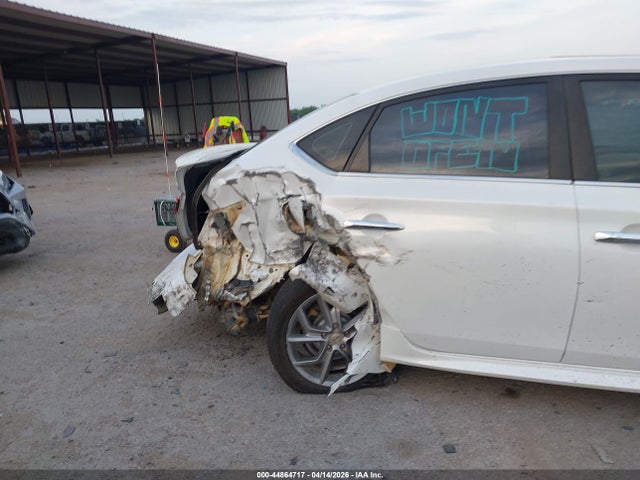 Продаж на аукціоні авто 2015 Nissan Sentra Sr, vin: 3N1AB7AP0FY285108, номер лоту: 44864717