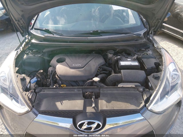 44864758 :رقم المزاد ، KMHTC6AD6DU115026 vin ، 2013 Hyundai Veloster Base W/black مزاد بيع