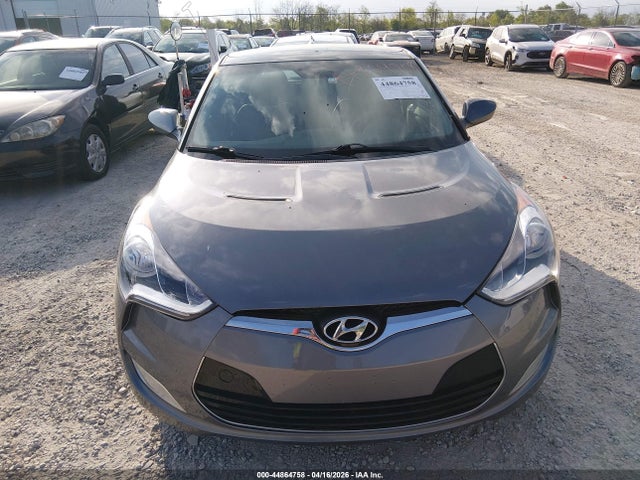 44864758 :رقم المزاد ، KMHTC6AD6DU115026 vin ، 2013 Hyundai Veloster Base W/black مزاد بيع