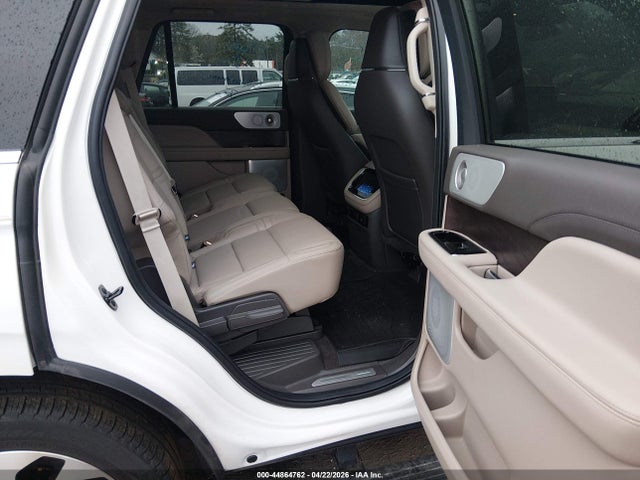 Продажа на аукционе авто 2024 Lincoln Navigator Reserve, vin: 5LMJJ2LG9REL15653, номер лота: 44864762
