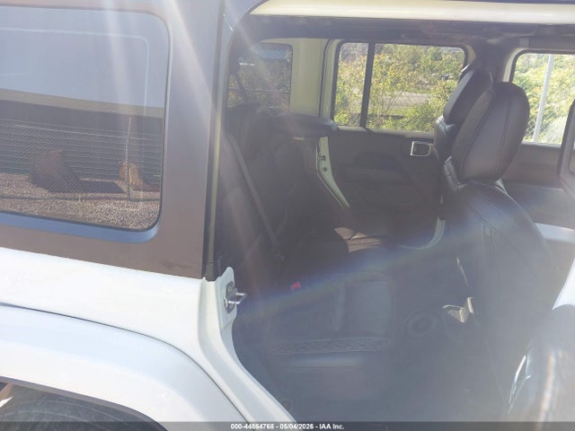 44864768 :رقم المزاد ، 1C4HJXEM6MW540458 vin ، 2021 Jeep Wrangler Unlimited High Altitude 4x4 مزاد بيع