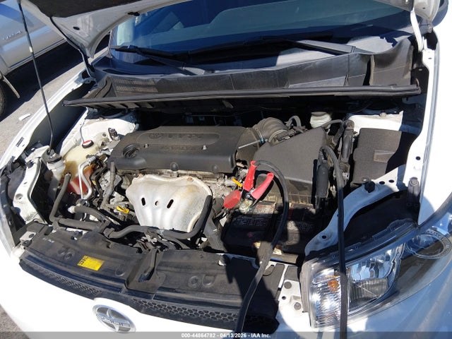 Scion XB 2015 JTLZE4FE3FJ073311 Image 10