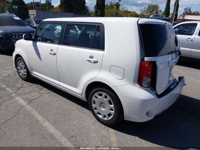 Scion XB 2015 JTLZE4FE3FJ073311 Image 3