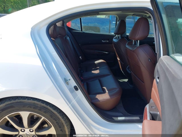 44864786 :رقم المزاد ، 19UUB1F32FA022007 vin ، 2015 Acura Tlx مزاد بيع