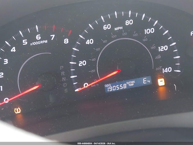 44864804 :رقم المزاد ، 4T1BF3EK0BU598908 vin ، 2011 Toyota Camry Le مزاد بيع