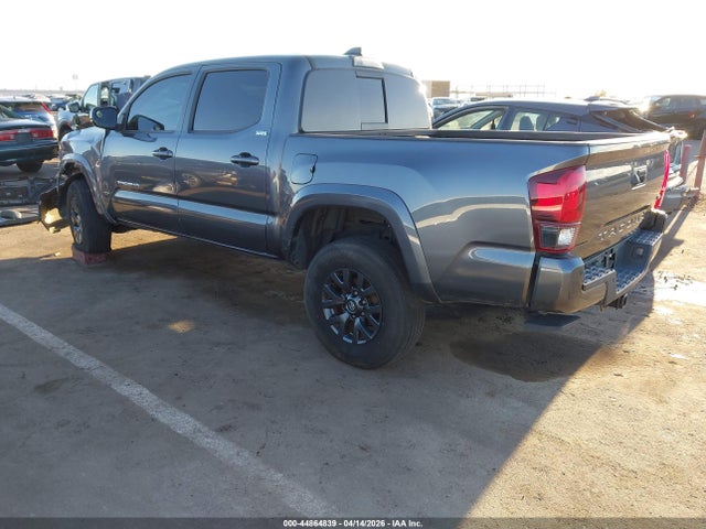 3TMAZ5CN9NM185006 Toyota Tacoma Sr5 V6