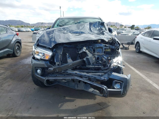 3TMAZ5CN9NM185006 Toyota Tacoma Sr5 V6
