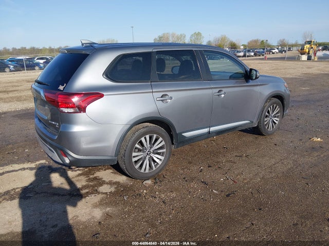 Продаж на аукціоні авто 2019 Mitsubishi Outlander Se, vin: JA4AD3A33KZ045087, номер лоту: 44864840