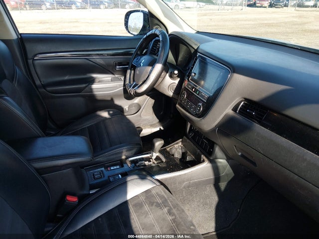 Продаж на аукціоні авто 2019 Mitsubishi Outlander Se, vin: JA4AD3A33KZ045087, номер лоту: 44864840