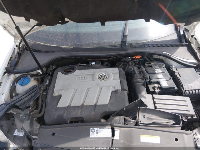2014 Volkswagen Jetta Sportwagen 2.0l Tdi მანქანა იყიდება აუქციონზე, vin: 3VWPL7AJ8EM603382, აუქციონის ნომერი: 44864852