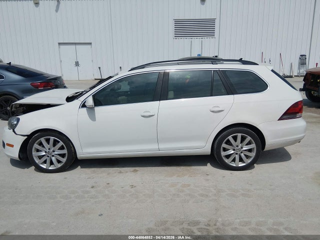 2014 Volkswagen Jetta Sportwagen 2.0l Tdi მანქანა იყიდება აუქციონზე, vin: 3VWPL7AJ8EM603382, აუქციონის ნომერი: 44864852
