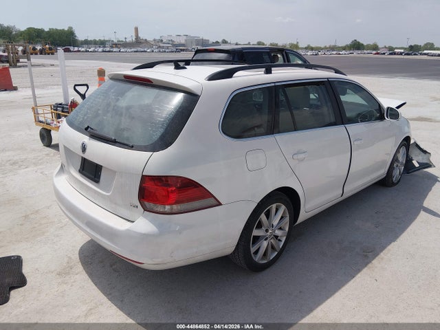 2014 Volkswagen Jetta Sportwagen 2.0l Tdi მანქანა იყიდება აუქციონზე, vin: 3VWPL7AJ8EM603382, აუქციონის ნომერი: 44864852