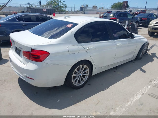 Продаж на аукціоні авто 2018 Bmw 320i, vin: WBA8A9C51JAH14047, номер лоту: 44864880