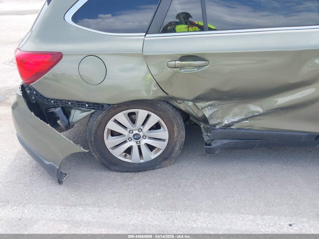 2017 Subaru Outback 2.5i Premium მანქანა იყიდება აუქციონზე, vin: 4S4BSAFC4H3242709, აუქციონის ნომერი: 44864889