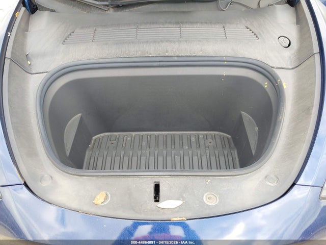 44864891 :رقم المزاد ، 7SAYGDEE9NF480853 vin ، 2022 Tesla Model Y Long Range Dual Motor All-wheel Drive مزاد بيع